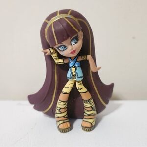 Vinyl Cleo De Nile Monster High figure approx 4"